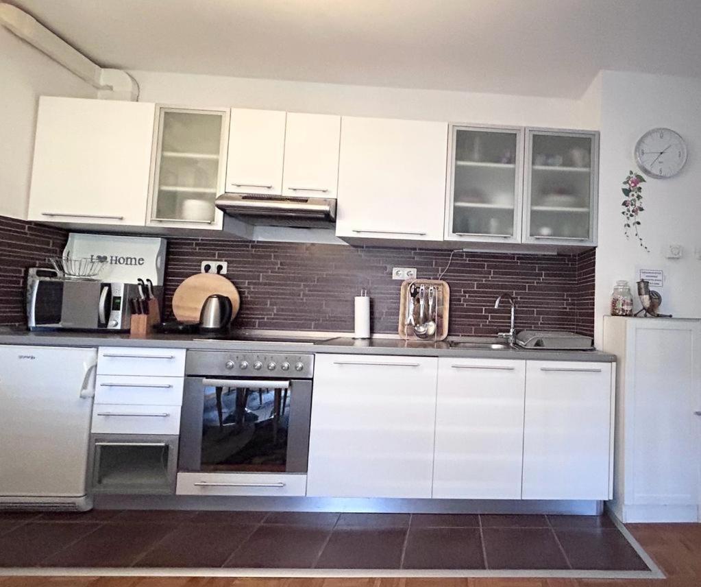 Apartment Sweet Dreams-Close To Zoo,Dinamo Stadium And The City Center Zagrzeb Zewnętrze zdjęcie